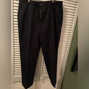 Haggar In Motion Mens Pants 36x34 Black Flat Front 4 pocket Work Casual Business